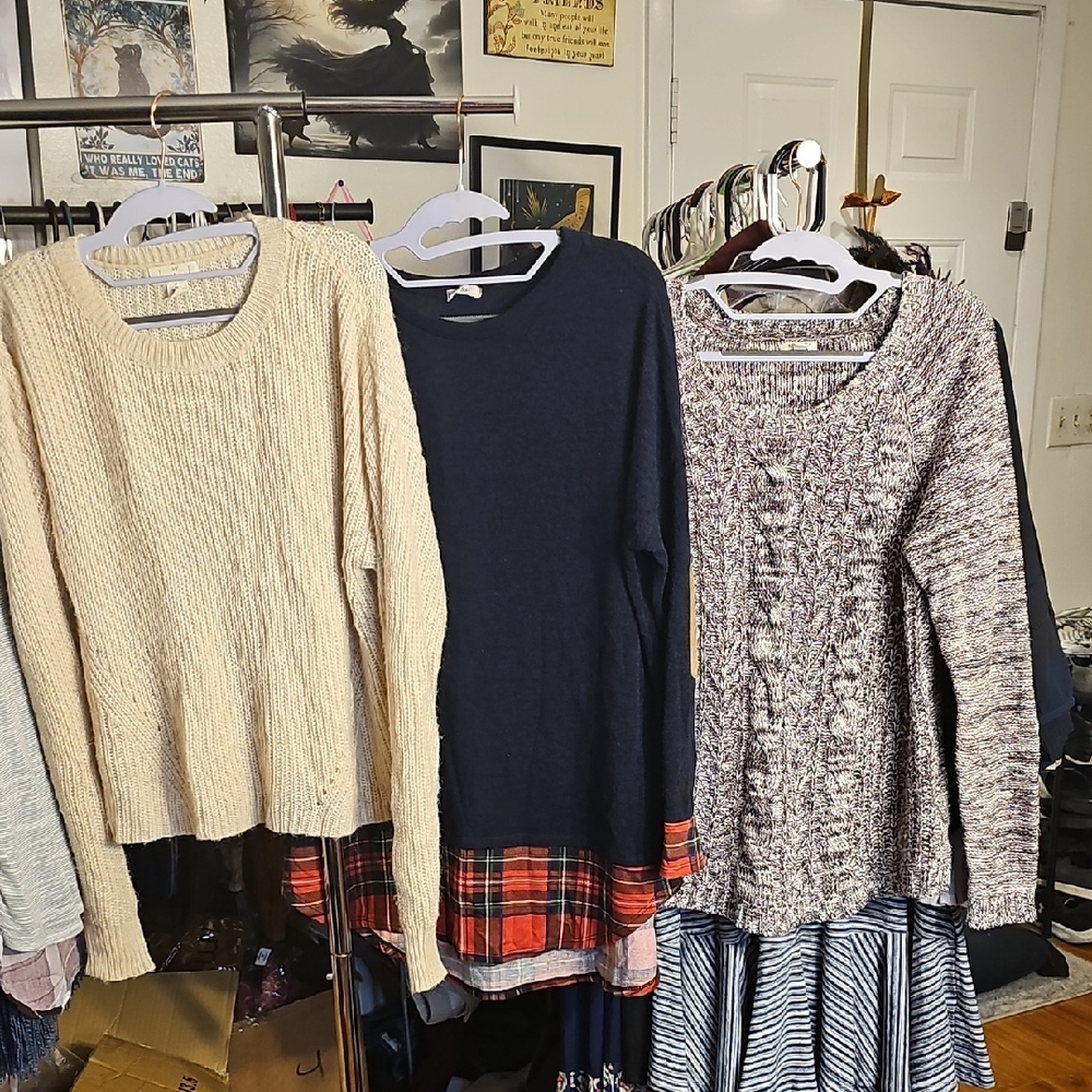 Cozy Sweater Bundle Size Large - image 1